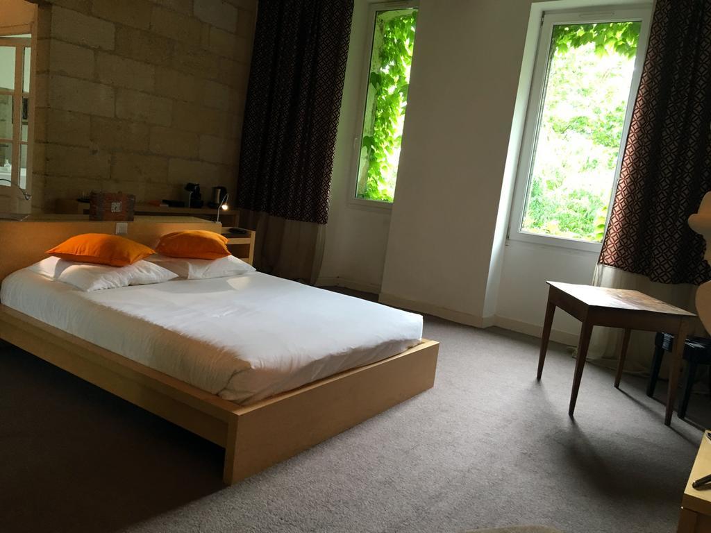 Maison D'Hotes L'Arbre Rouge Génissac Zimmer foto